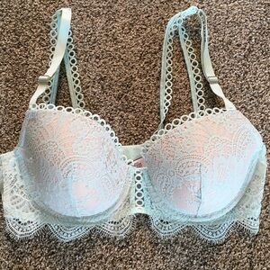 Victoria's Secret Lace Push-Up Bra in Mint